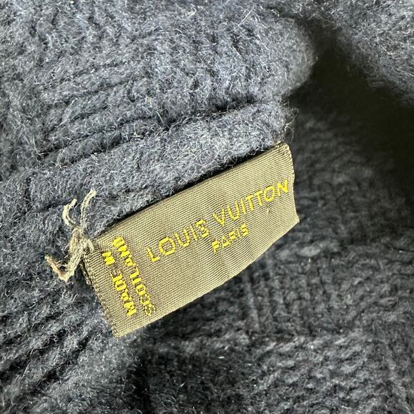 Louis Vuitton Cashmere Beanie - Picture 5 of 6
